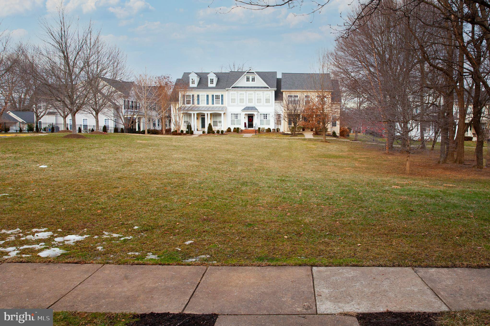 Purcellville, VA 20132,524 GENTLEWOOD SQ