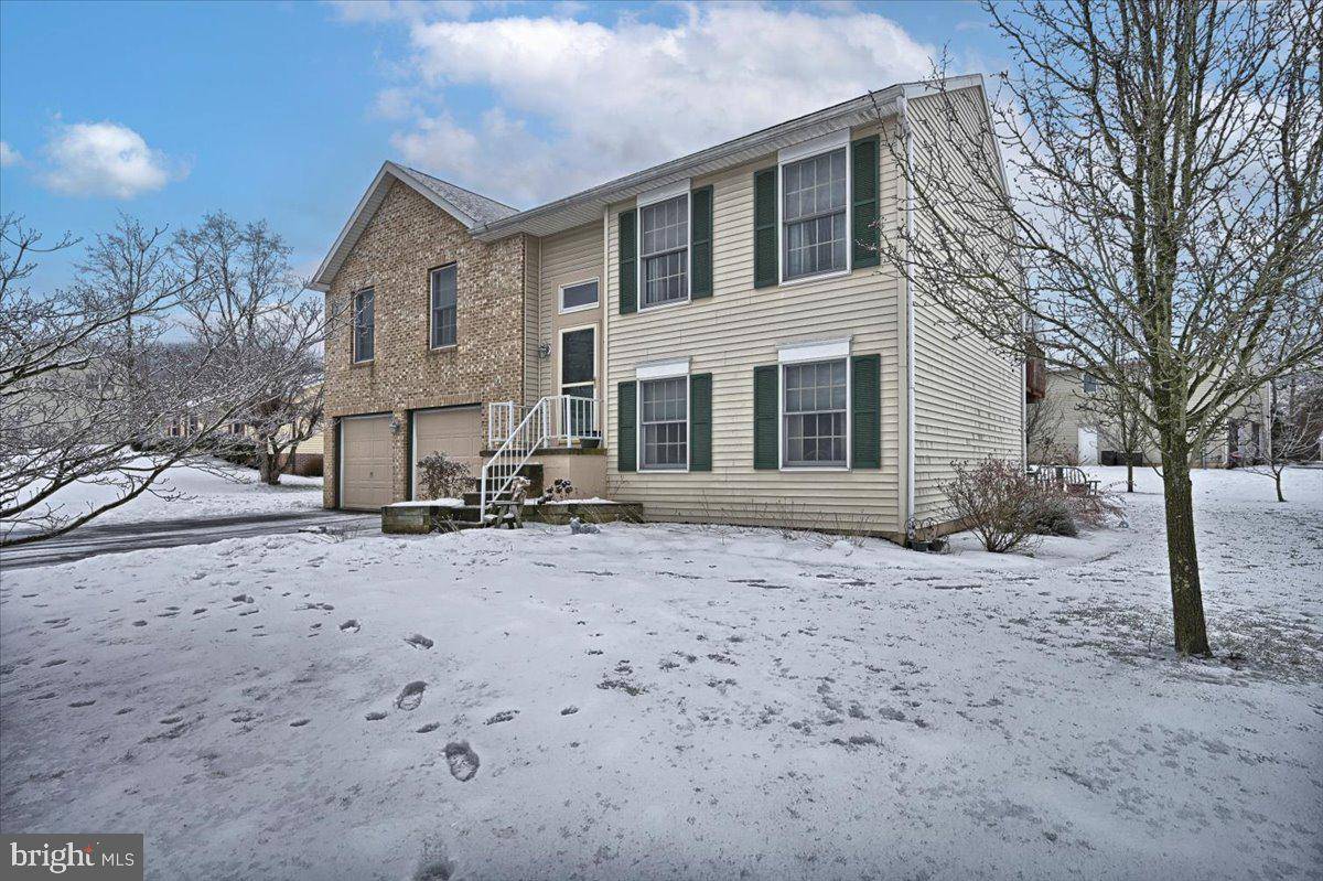 Dillsburg, PA 17019,310 MUMPER LN