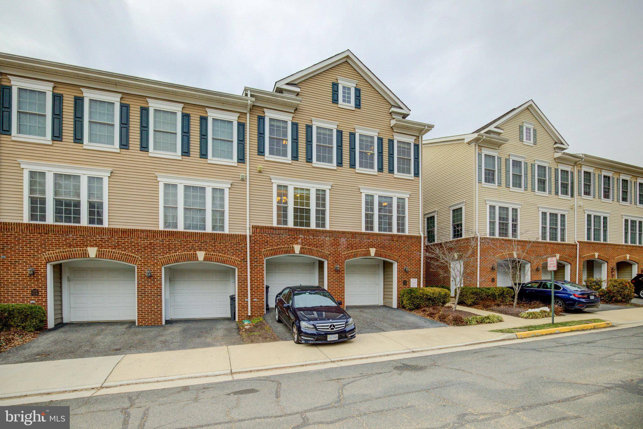 Alexandria, VA 22306,7072 HUNTLEY RUN PL #98B