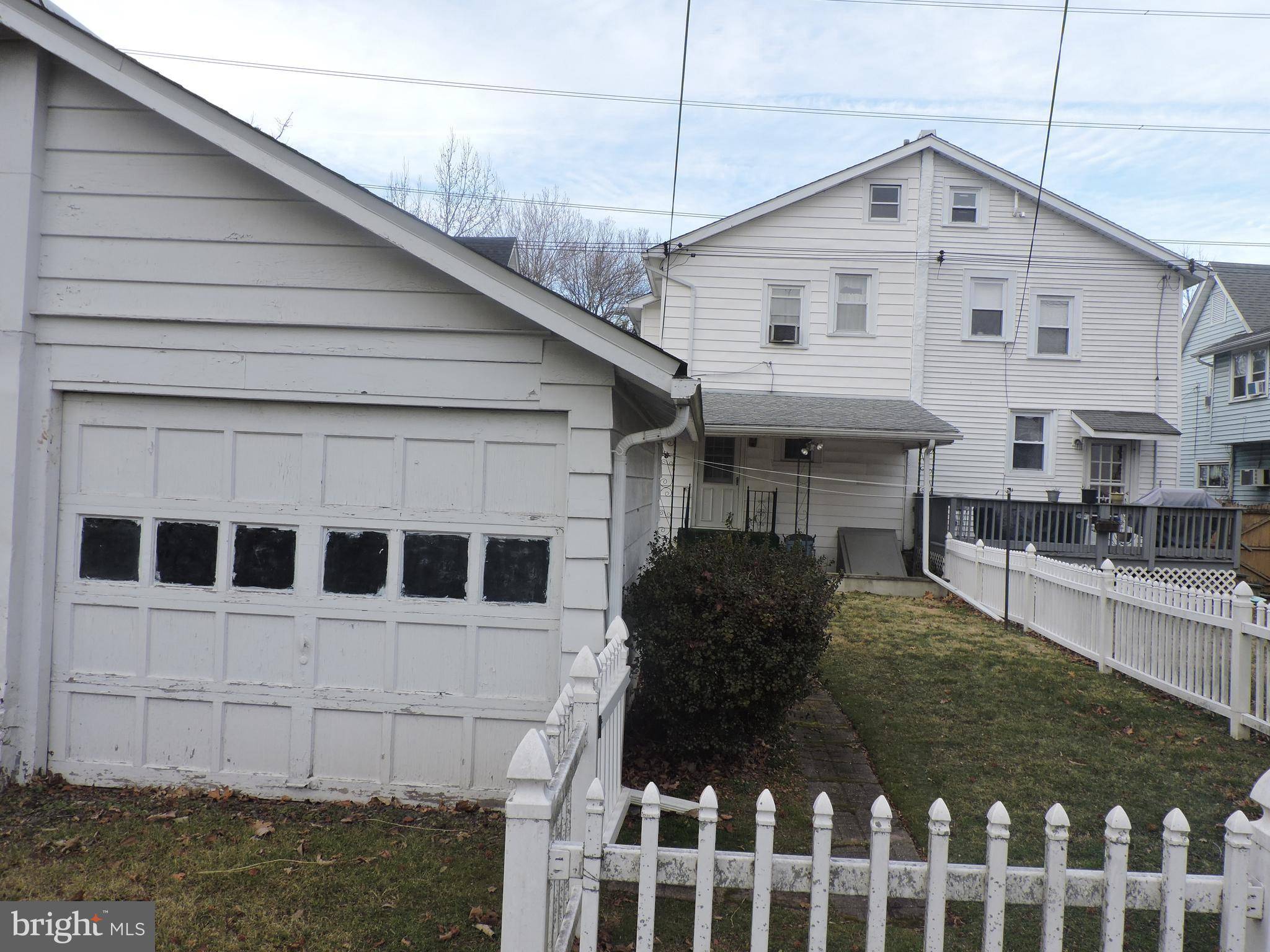 Norwood, PA 19074,408 BREBANT AVE