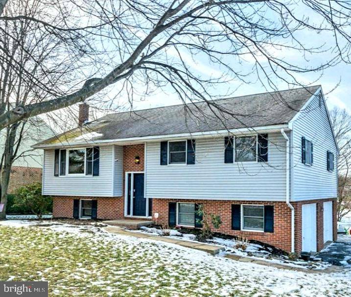 Lititz, PA 17543,806 SCOTT LN