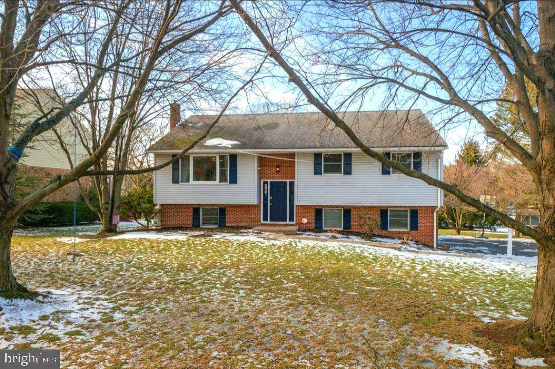 Lititz, PA 17543,806 SCOTT LN