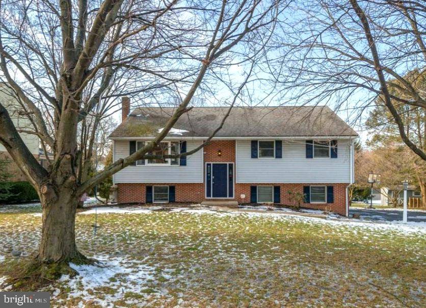 Lititz, PA 17543,806 SCOTT LN