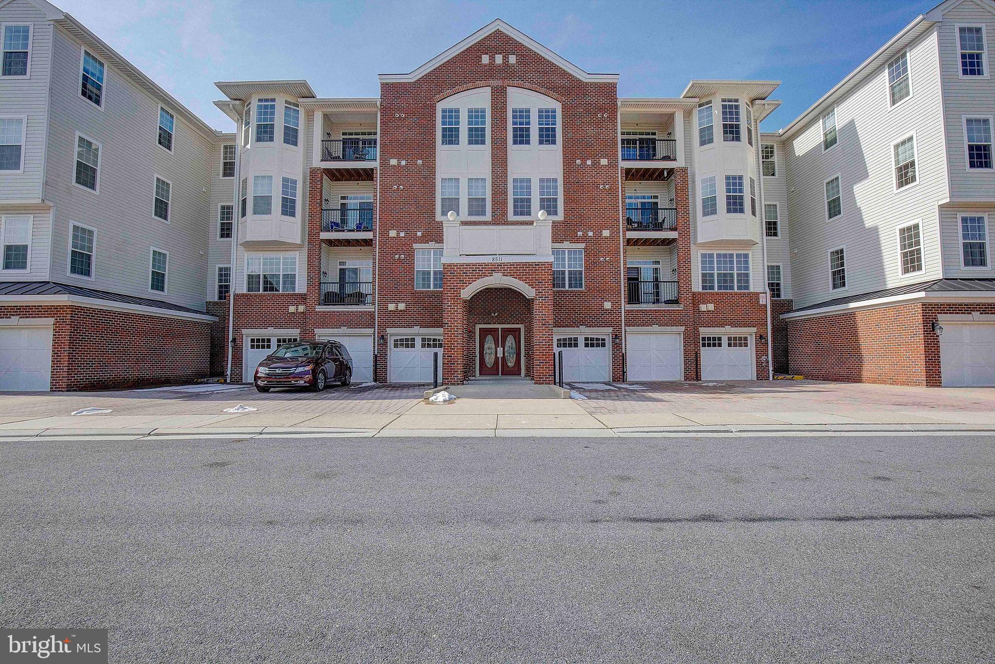 Ellicott City, MD 21043,8511 COLTRANE CT #303