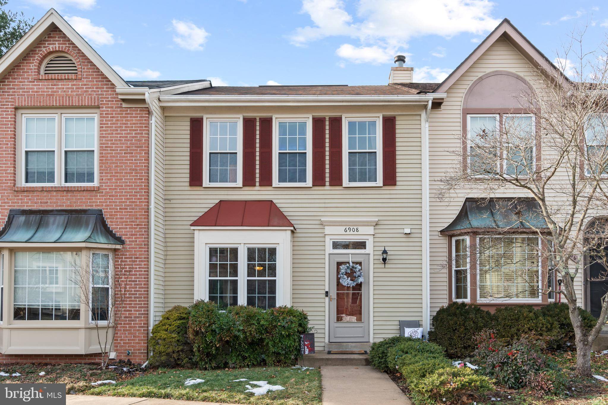 Centreville, VA 20121,6908 COMPTON VALLEY CT