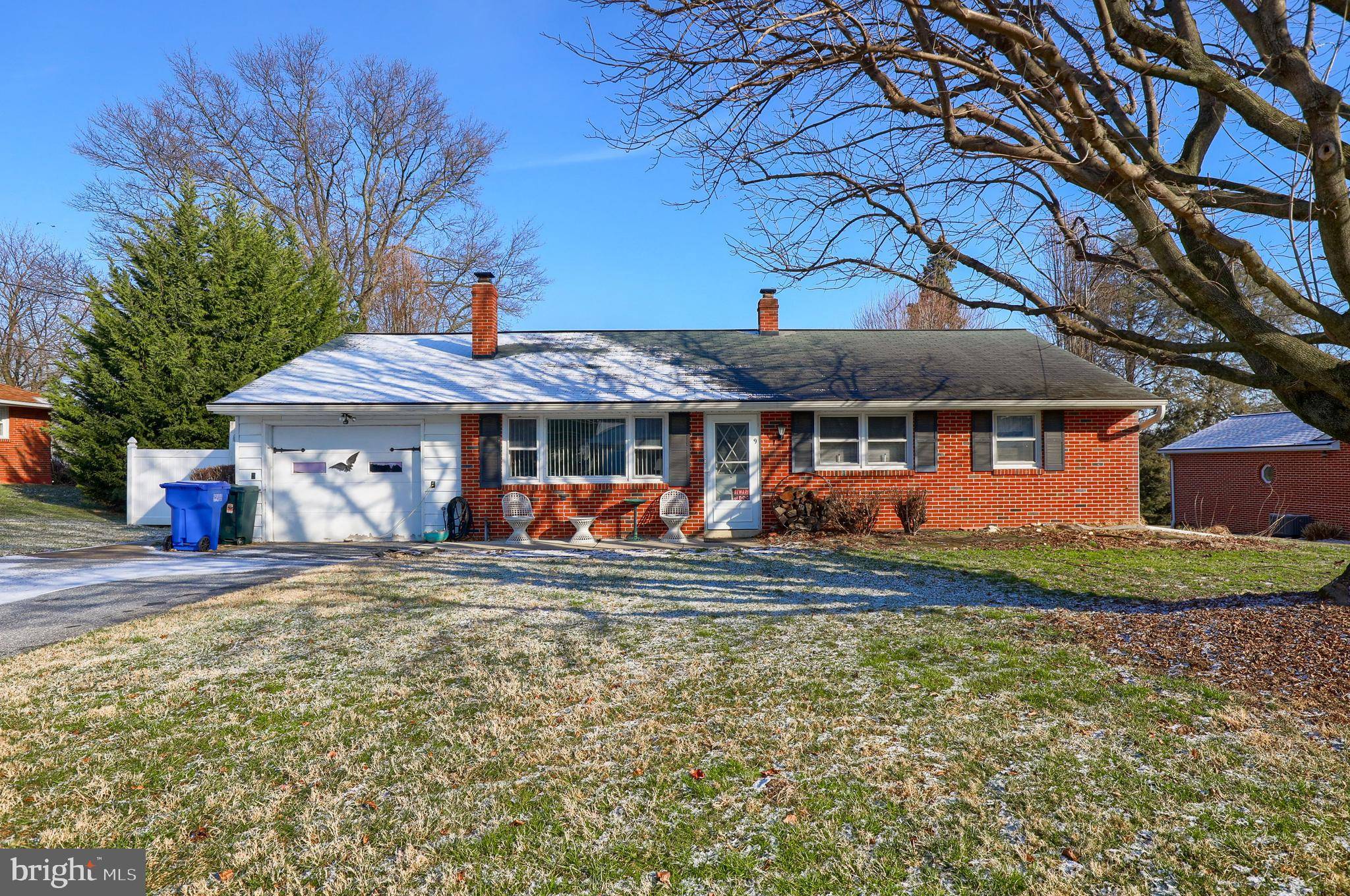 Willow Street, PA 17584,9 CEDAR DR