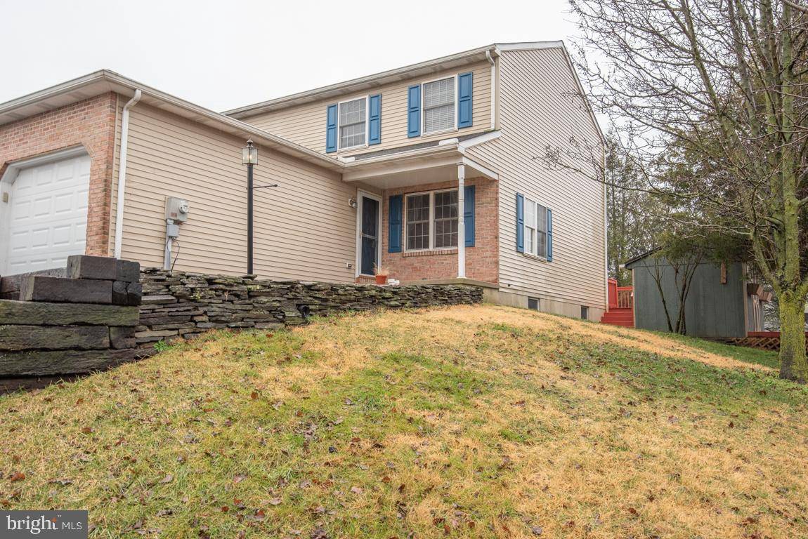 Quarryville, PA 17566,102 GROFFDALE RD