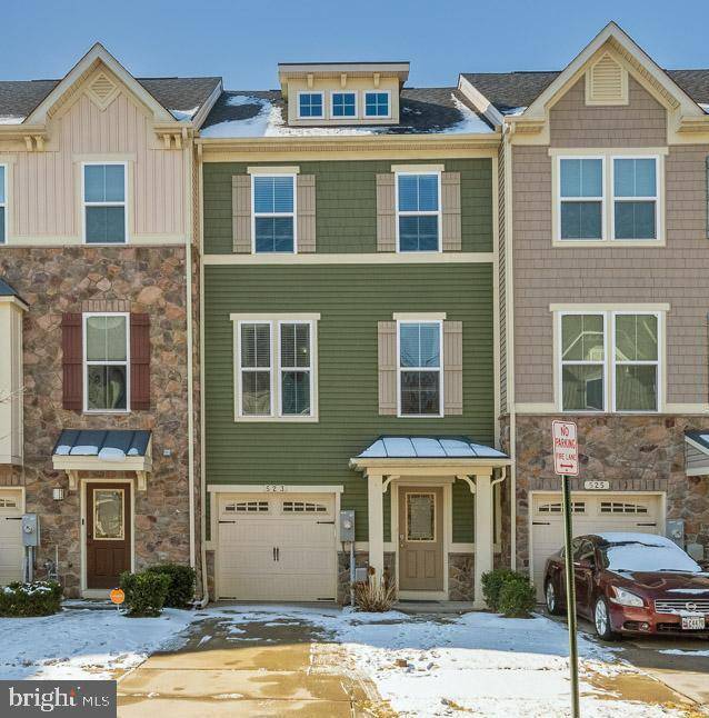 Glen Burnie, MD 21060,523 FOX RIVER HILLS WAY