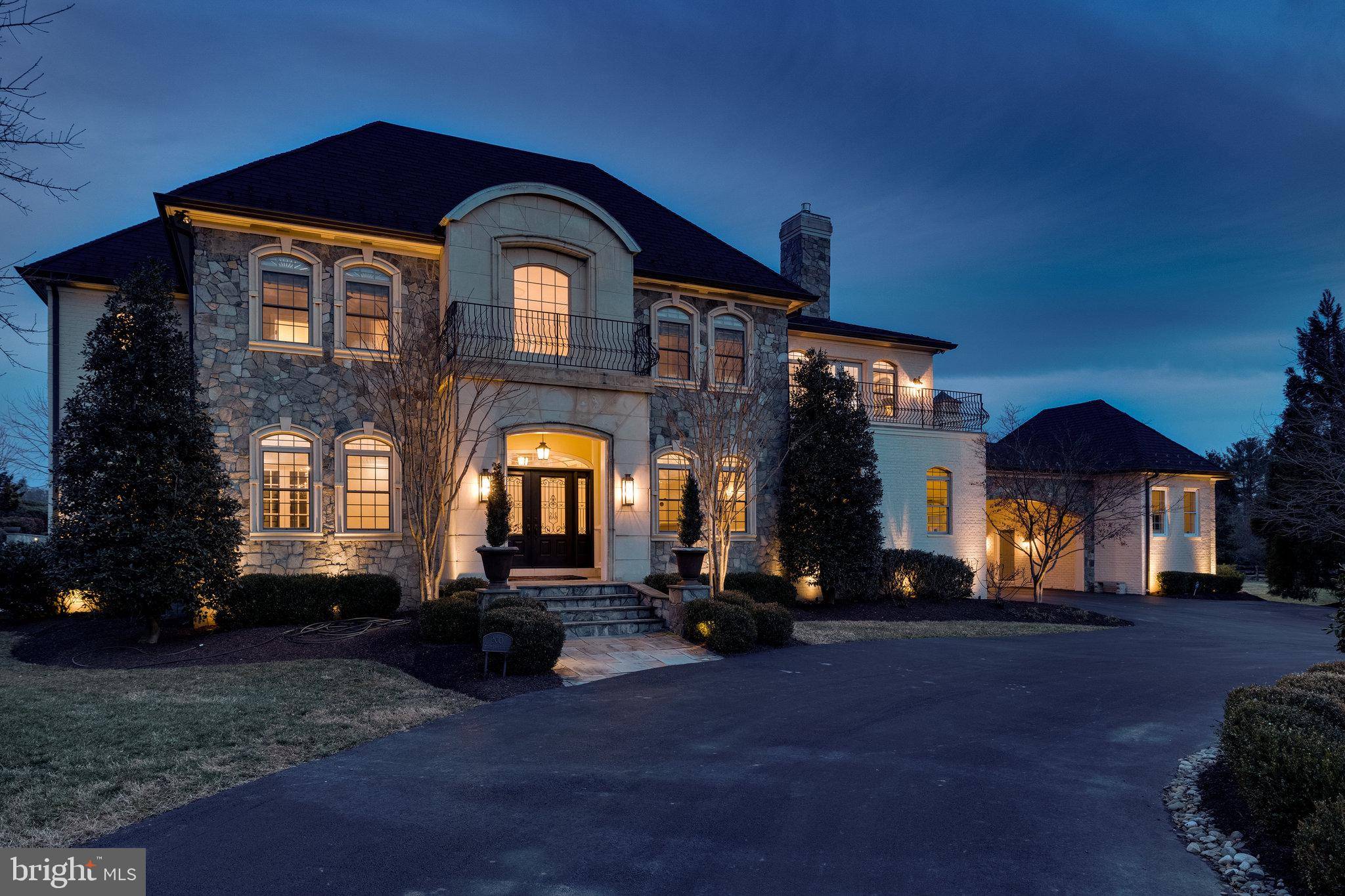 Great Falls, VA 22066,649 DEERFIELD FARM CT