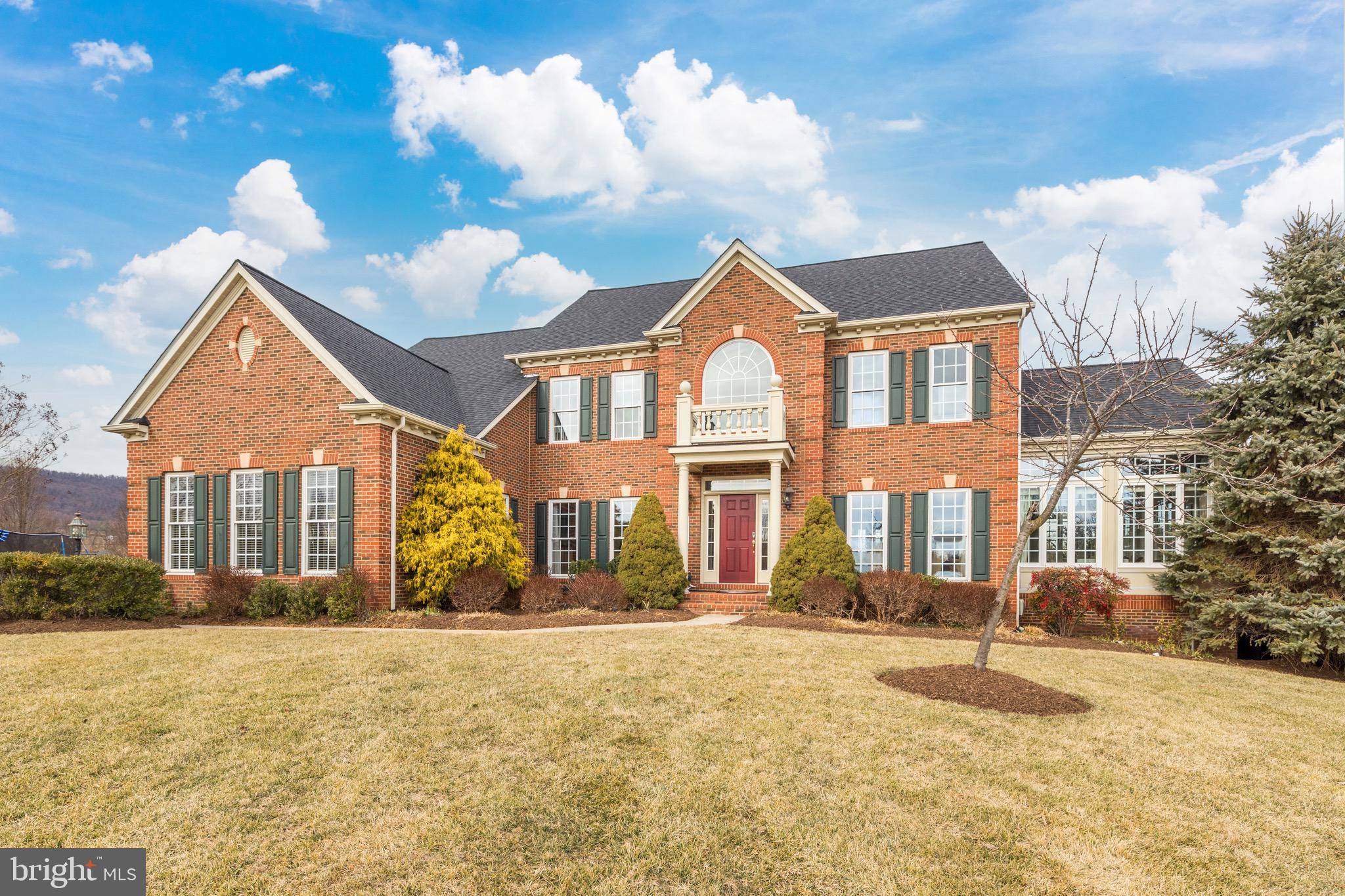 Round Hill, VA 20141,35568 GLENCOE CT