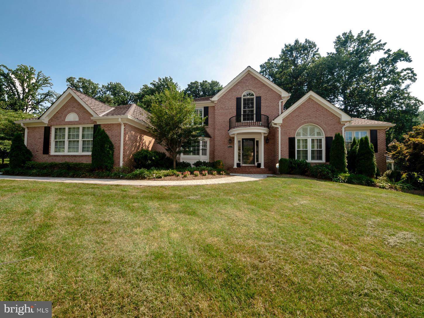 Mclean, VA 22102,8103 RIDINGS