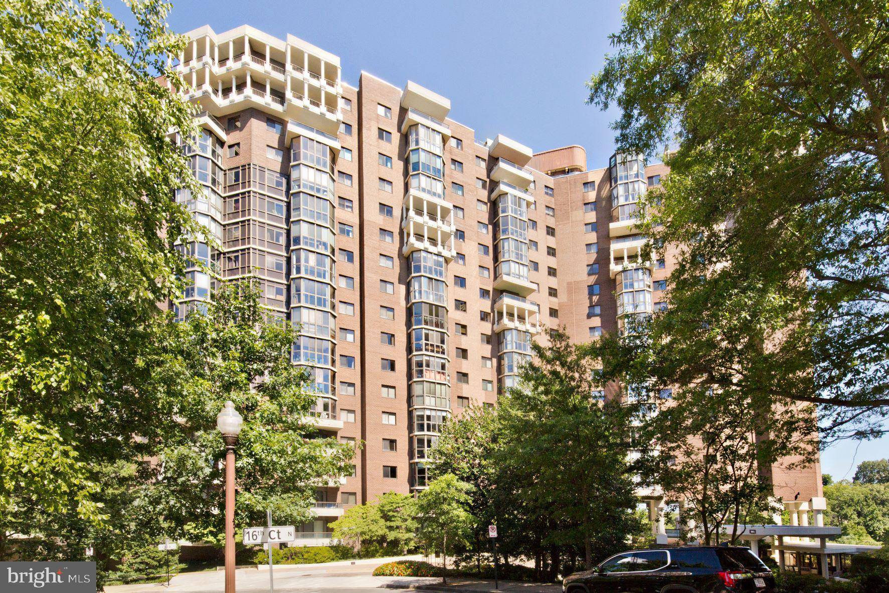 Arlington, VA 22209,1600 N OAK ST #1020