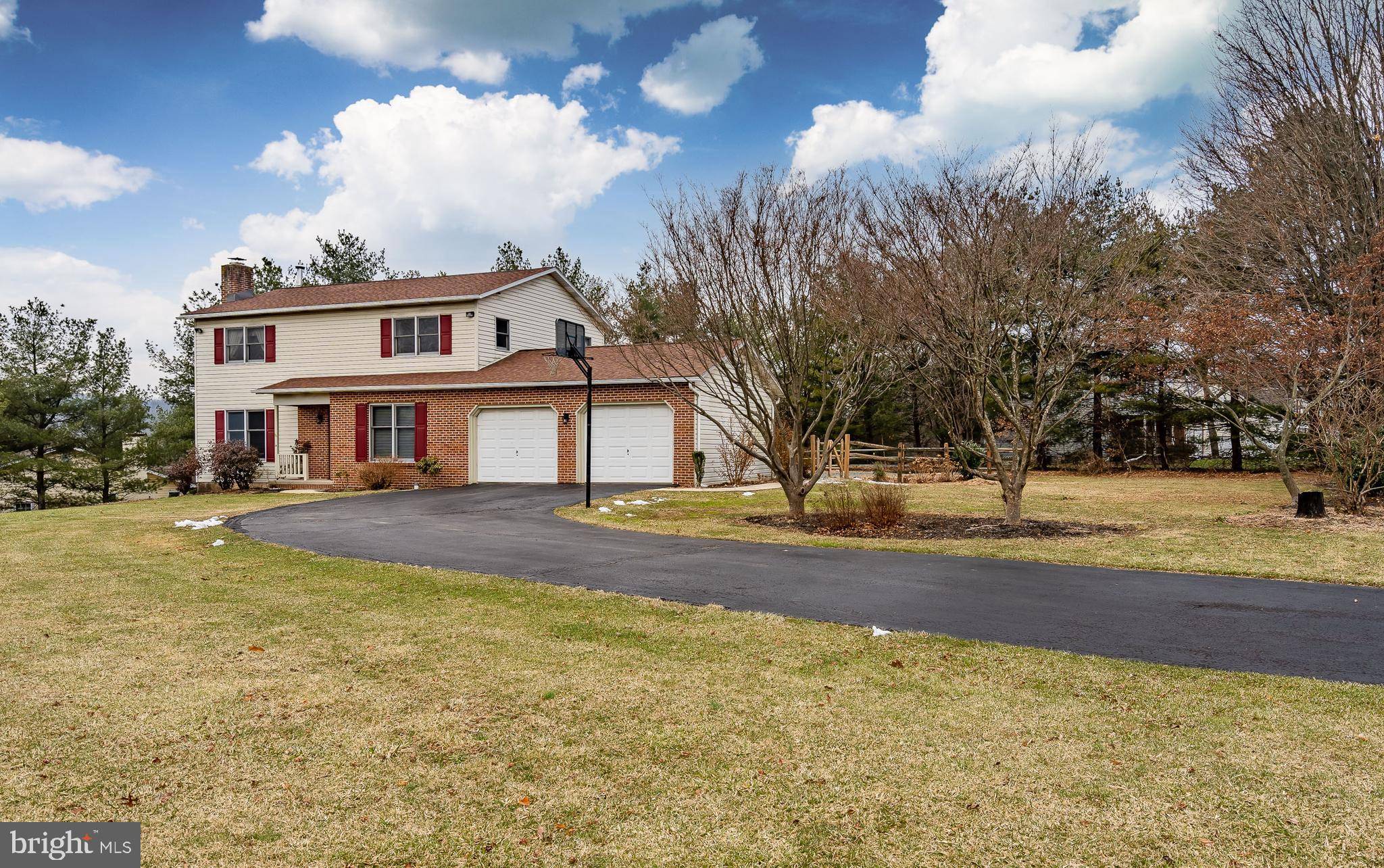 Gilbertsville, PA 19525,2515 WOODLARK CIR