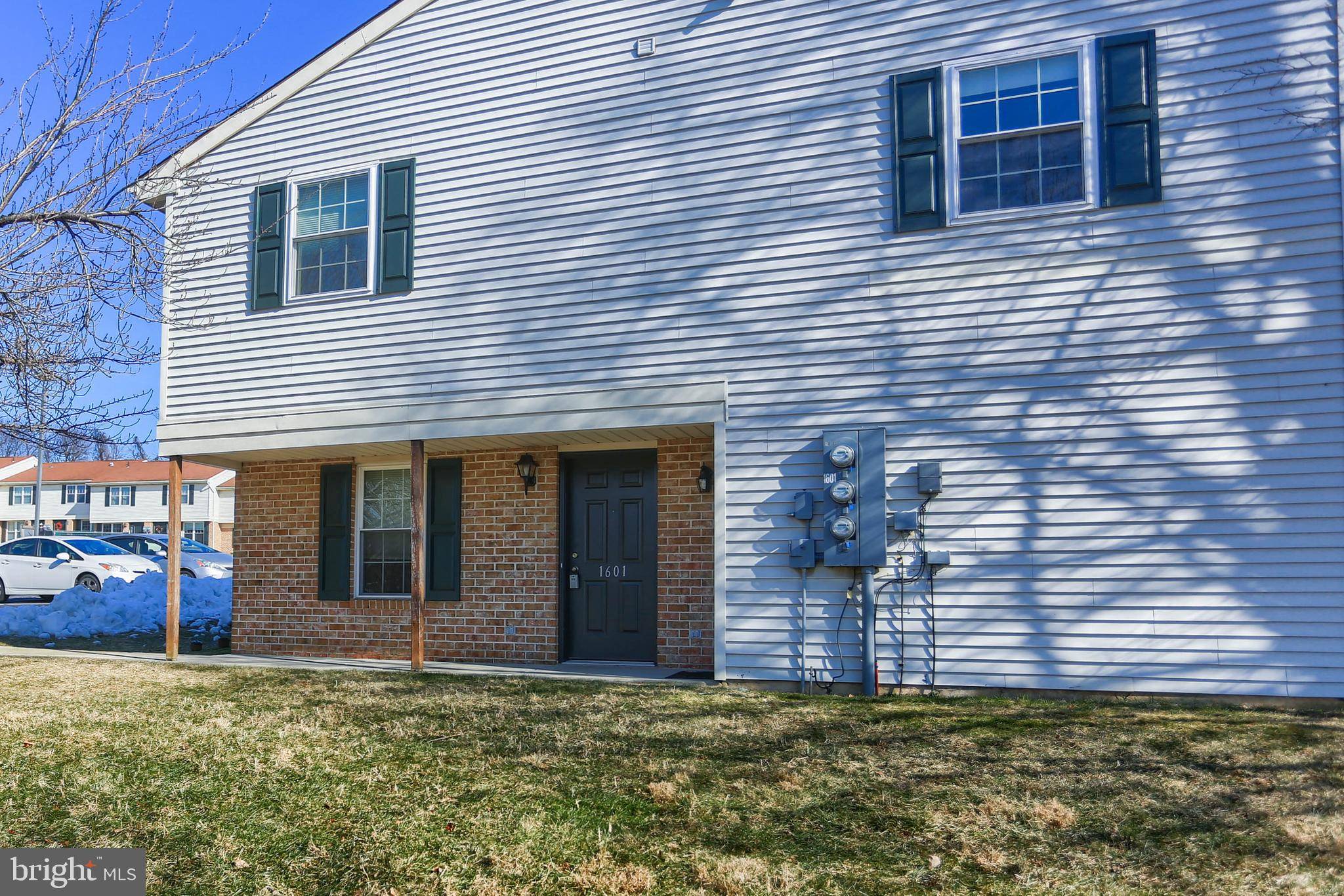 York, PA 17406,1601 LONG DR #101