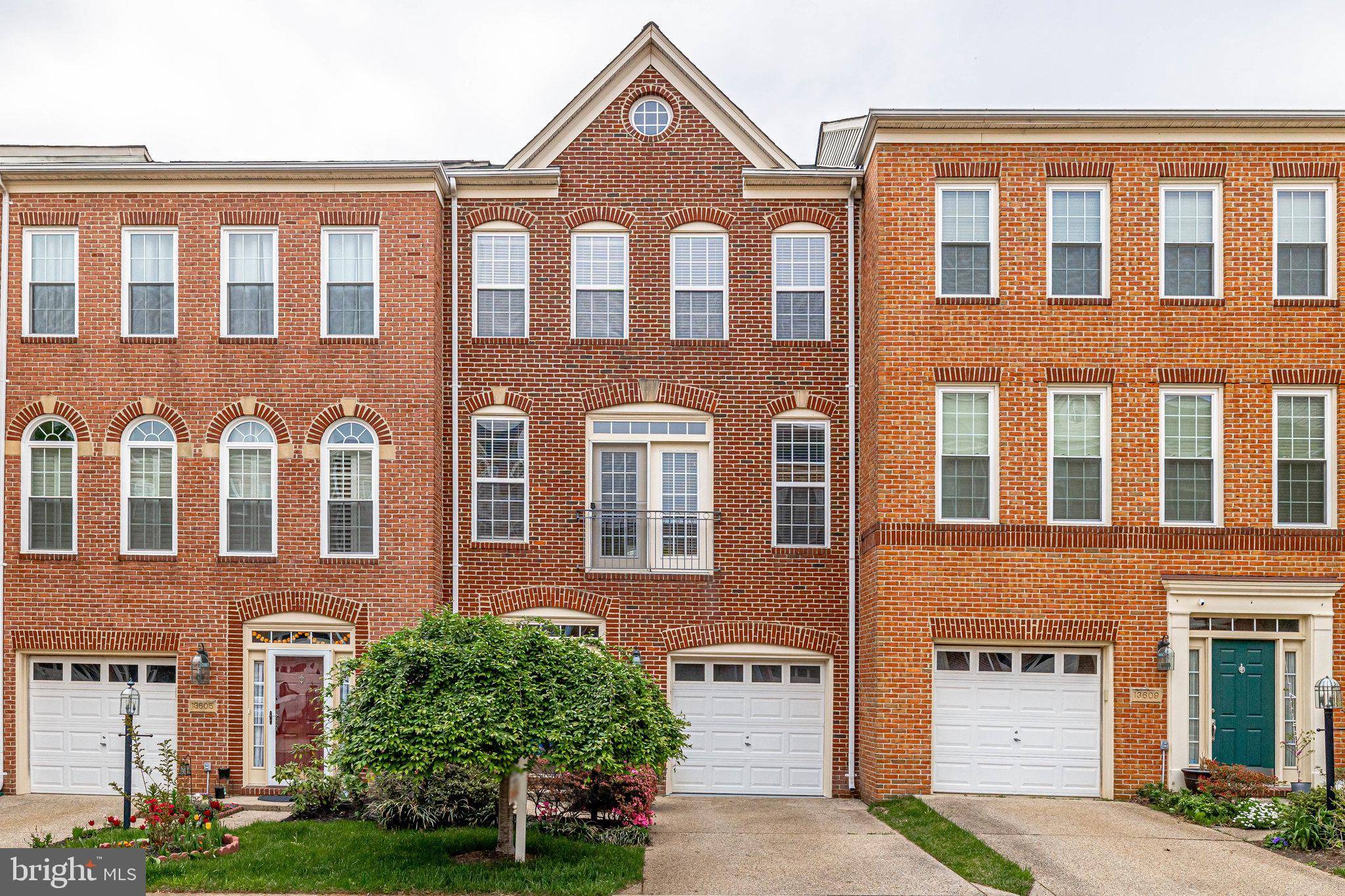 Herndon, VA 20171,13607 RED SQUIRREL WAY