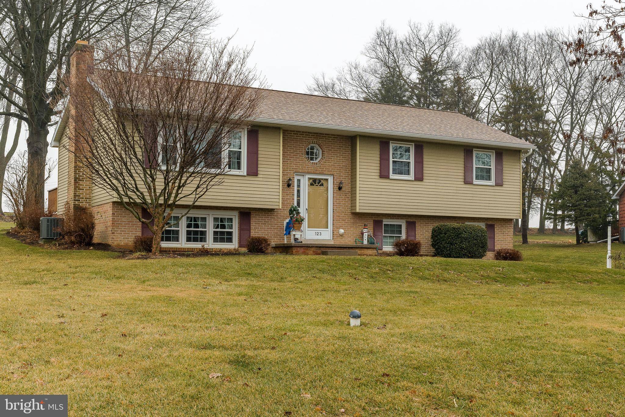 Lititz, PA 17543,123 PLEASANT VIEW DR