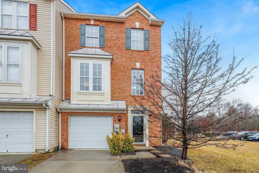 Pasadena, MD 21122,8151 JADE CROSSING CT