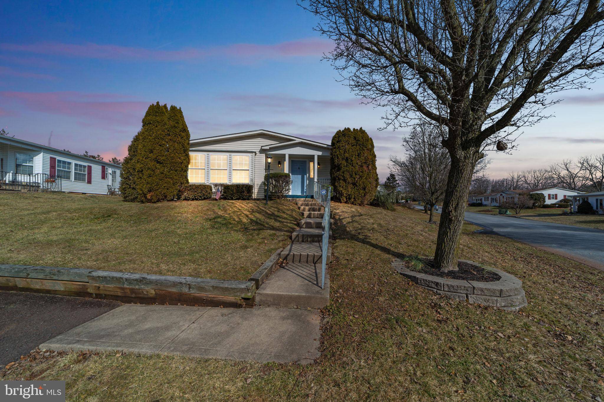 Harleysville, PA 19438,10 ELDER CT