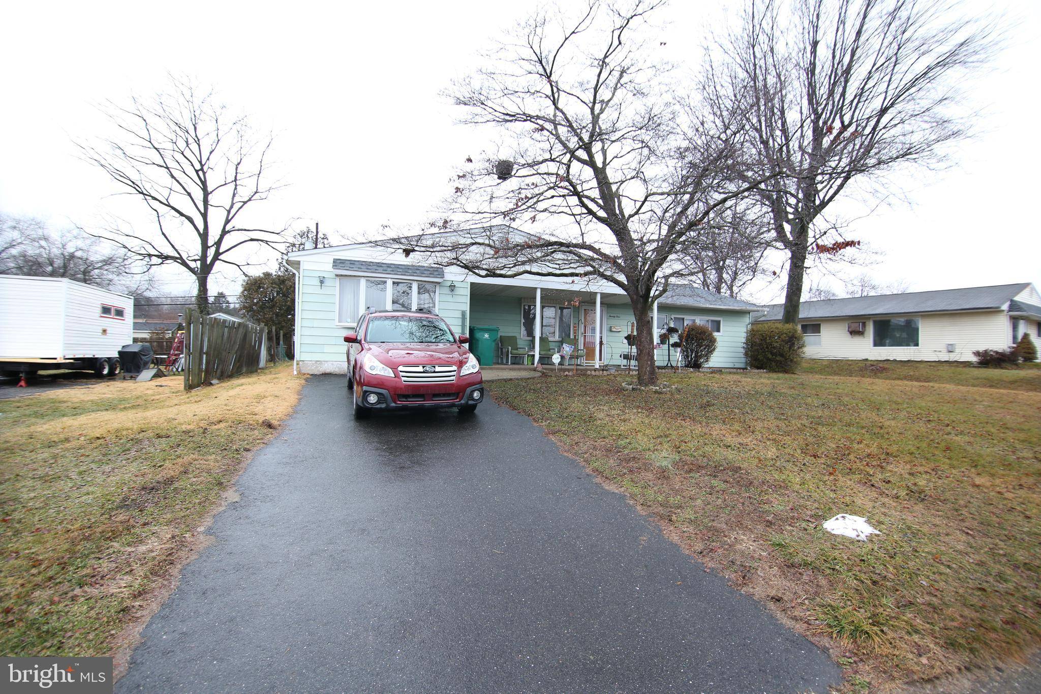 Levittown, PA 19054,21 MALLOW LN