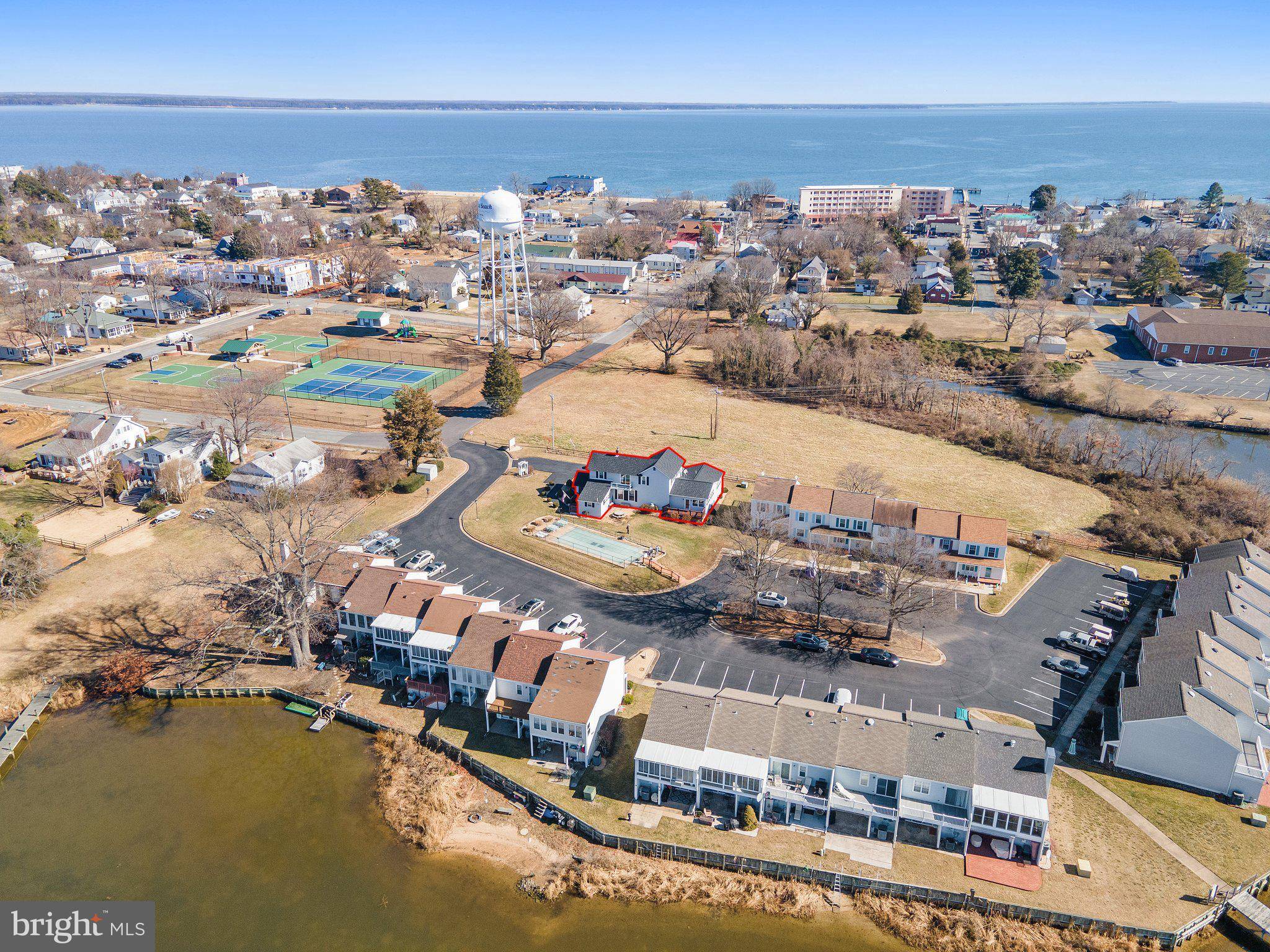 Colonial Beach, VA 22443,110 LYNNHAVEN AVE