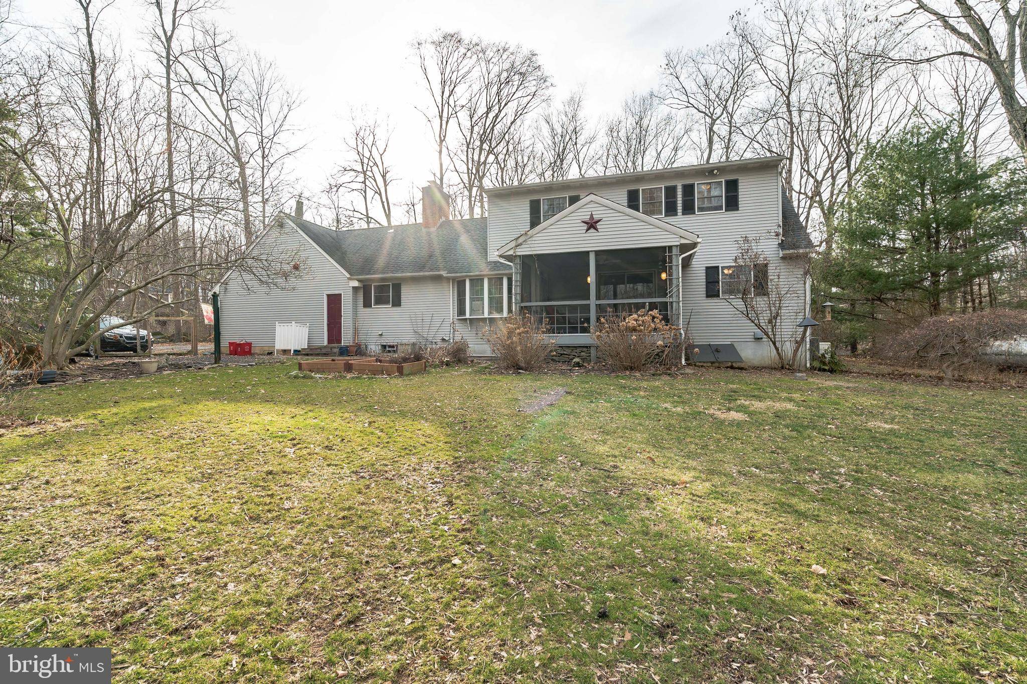 Green Lane, PA 18054,2707 HAUCK RD