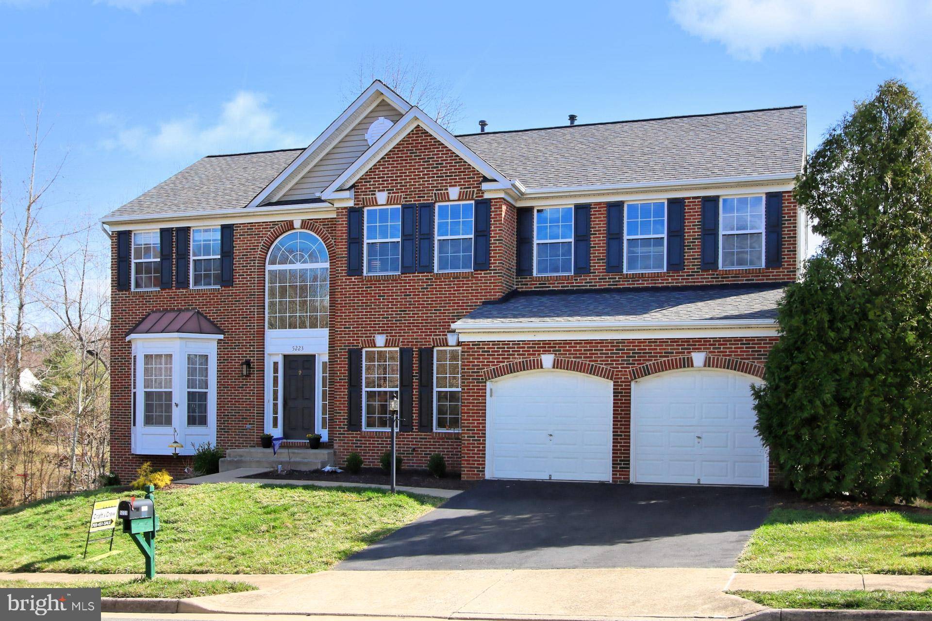 Woodbridge, VA 22193,5223 DAYBREAK LN