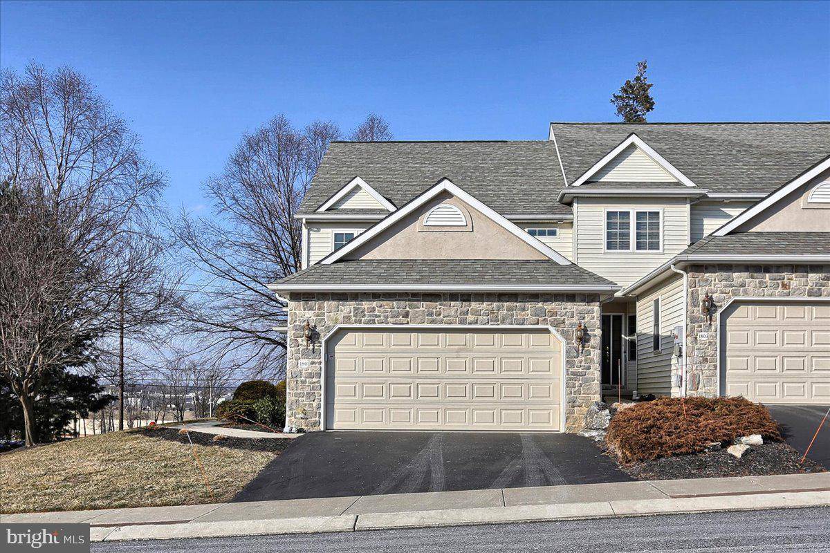 Lancaster, PA 17602,1801 WINDSONG LN