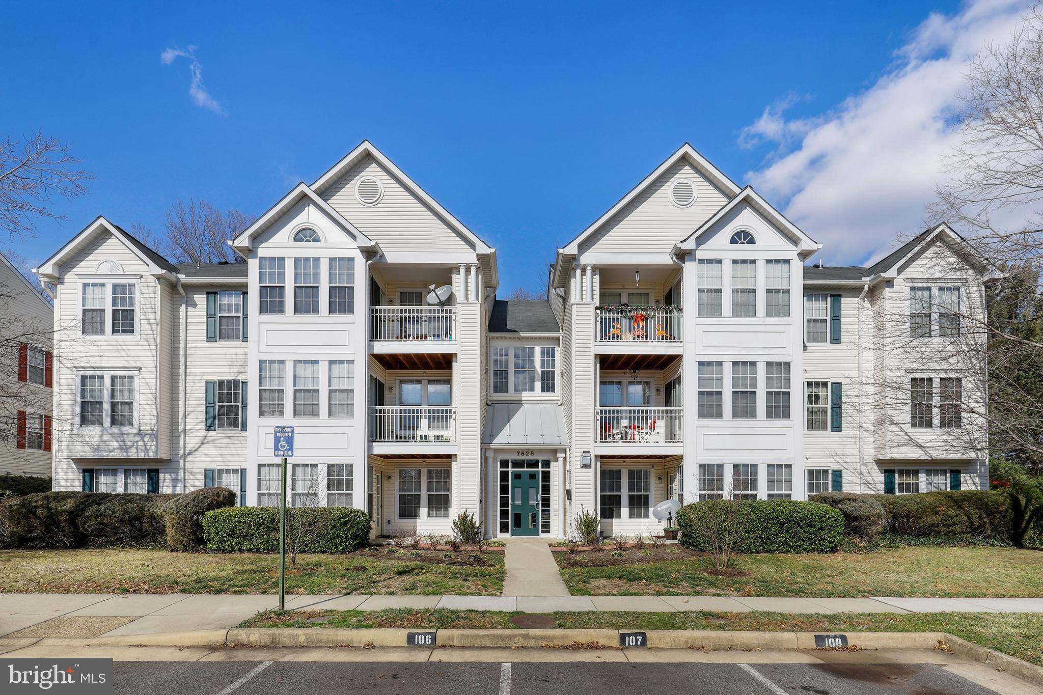 Alexandria, VA 22306,7528-L COXTON CT #107