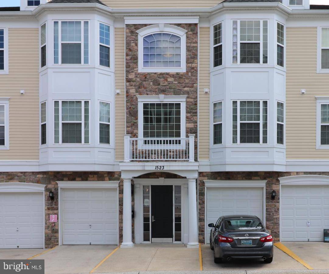 Annapolis, MD 21409,1523 ENYART WAY #15-202