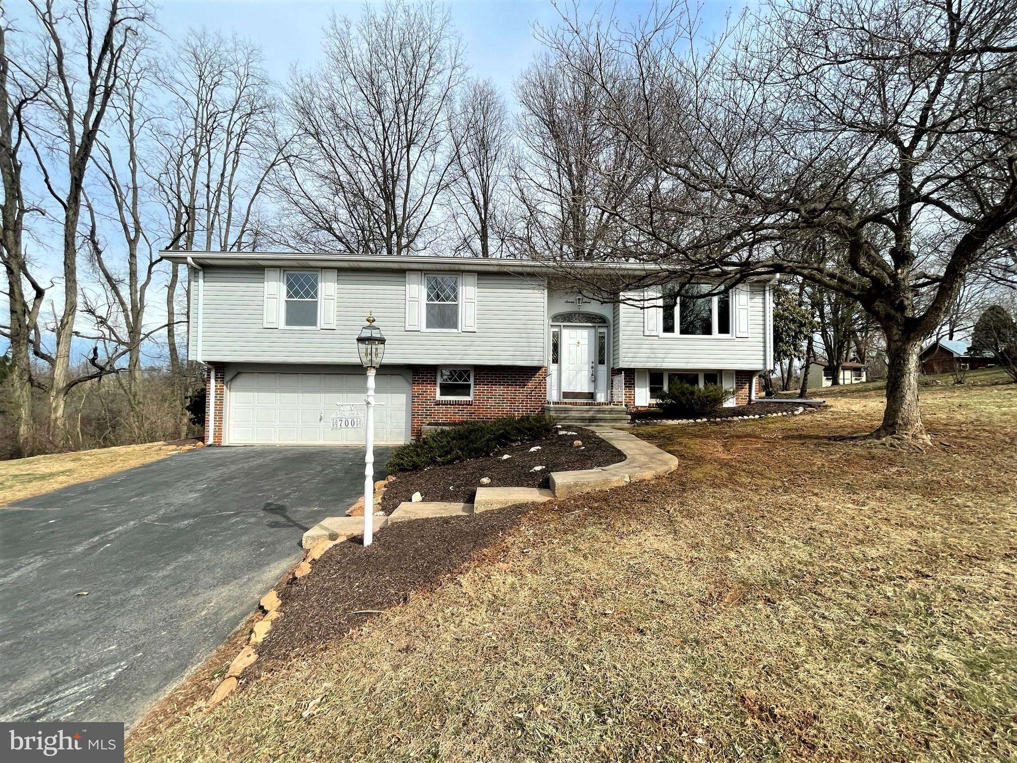 Dallastown, PA 17313,700 FRANLYN DR