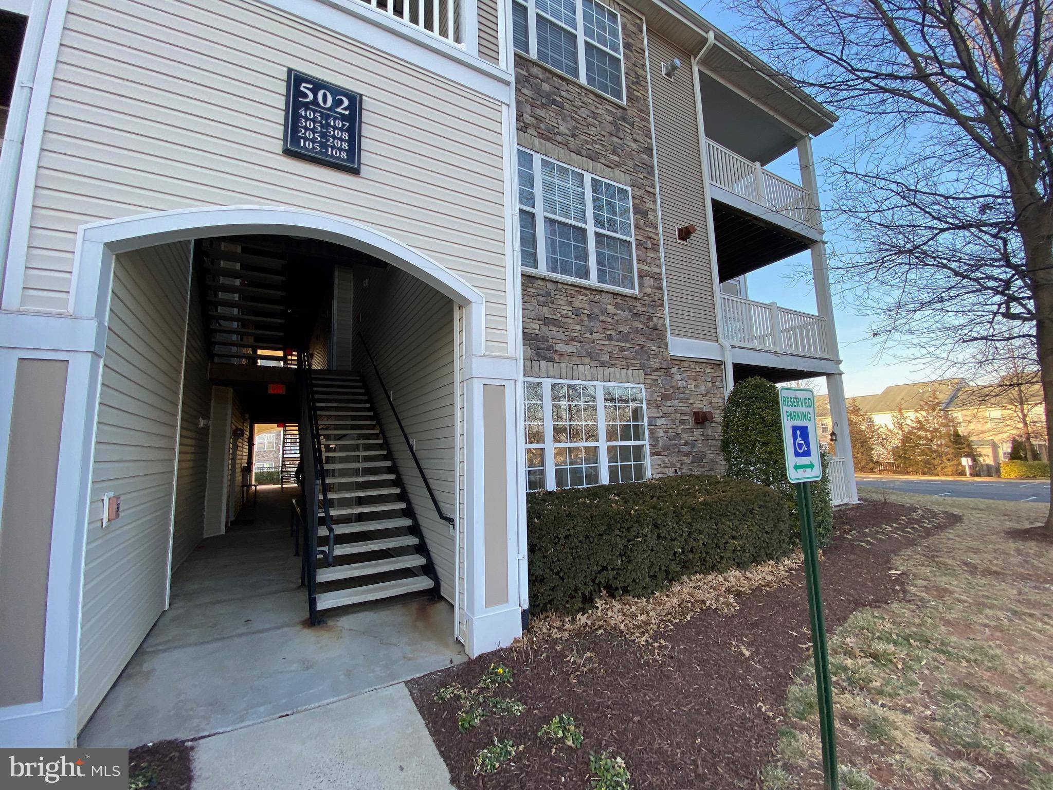 Leesburg, VA 20175,502 SUNSET VIEW TER SE #106