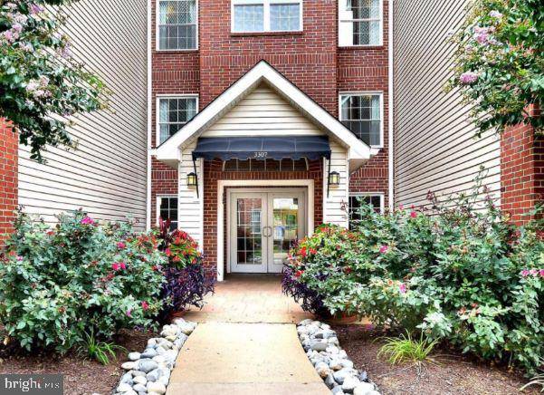 Alexandria, VA 22302,3307 WYNDHAM CIR #3168