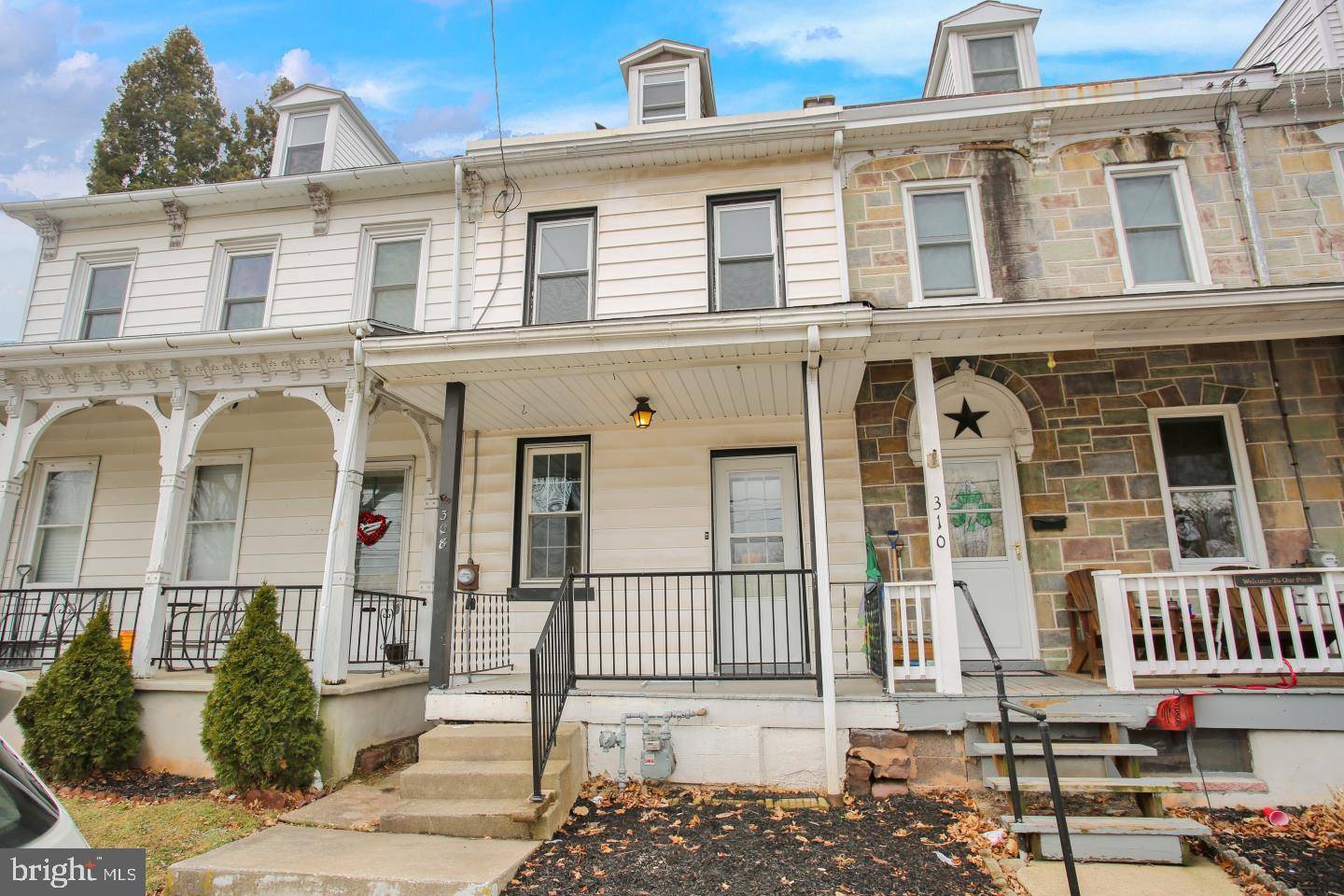 Birdsboro, PA 19508,308 W 1ST ST