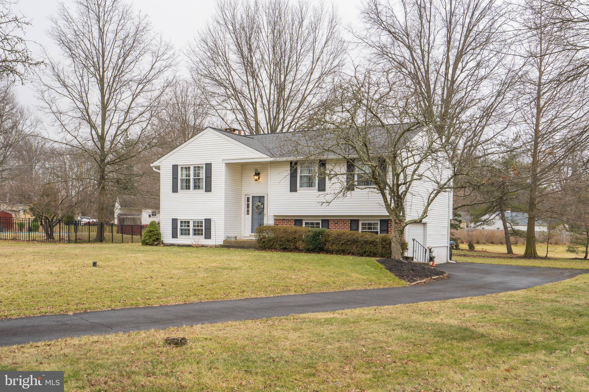 North Wales, PA 19454,107 AZALEA PL