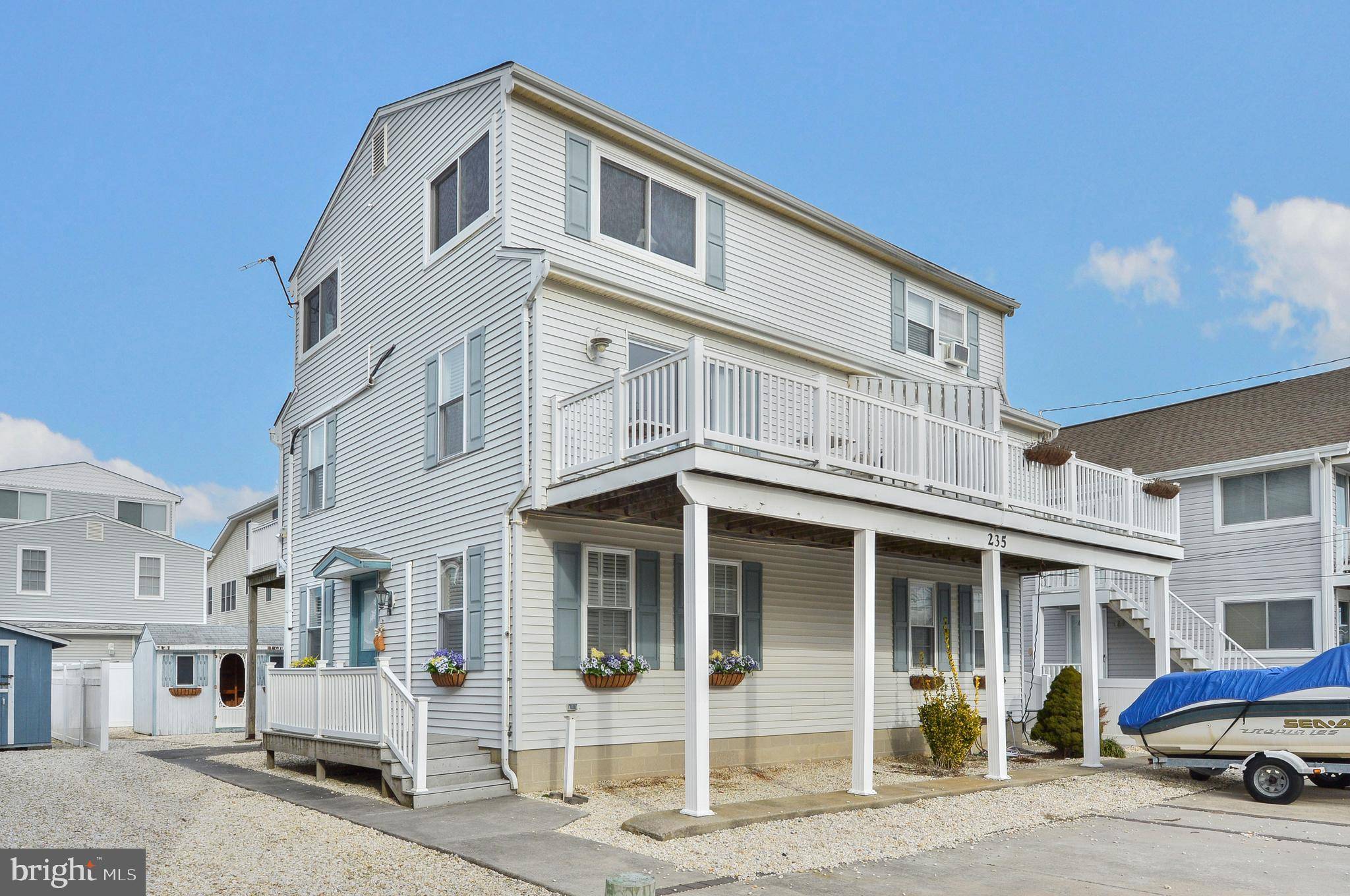 Sea Isle City, NJ 08243,235 W 38TH ST