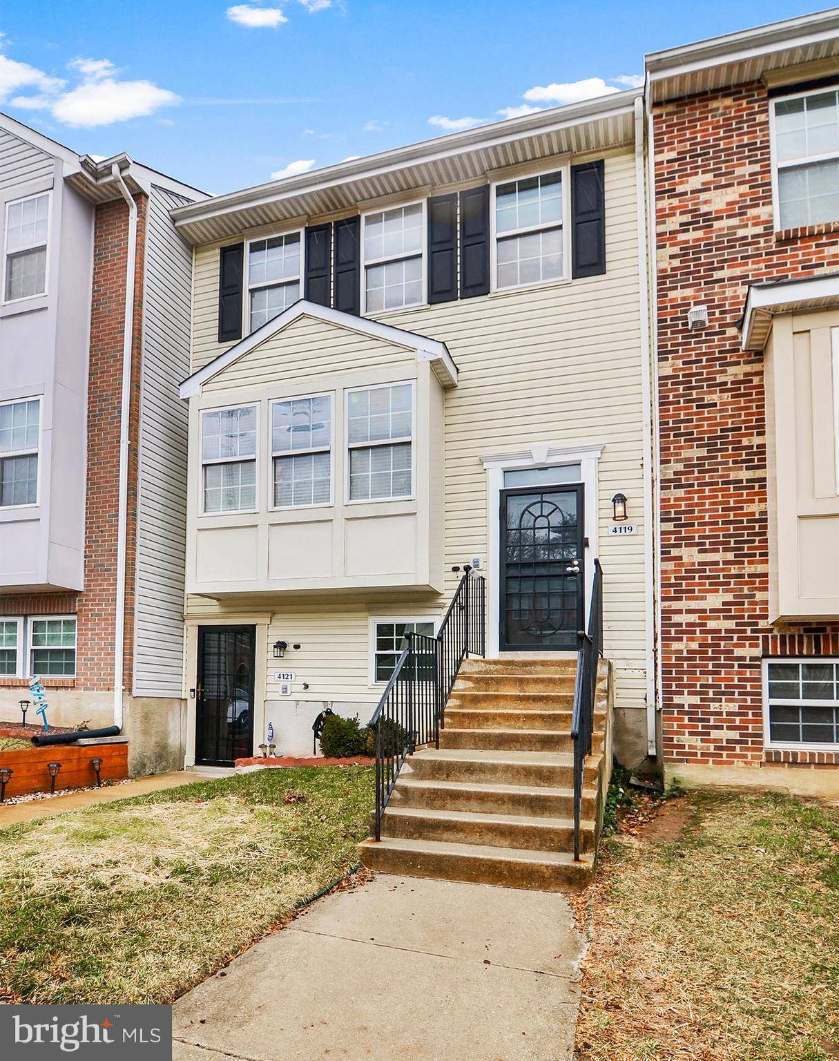 Suitland, MD 20746,4119 CANDY APPLE LN #6