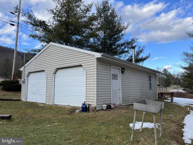 Orbisonia, PA 17243,1726 BLACK LOG RD