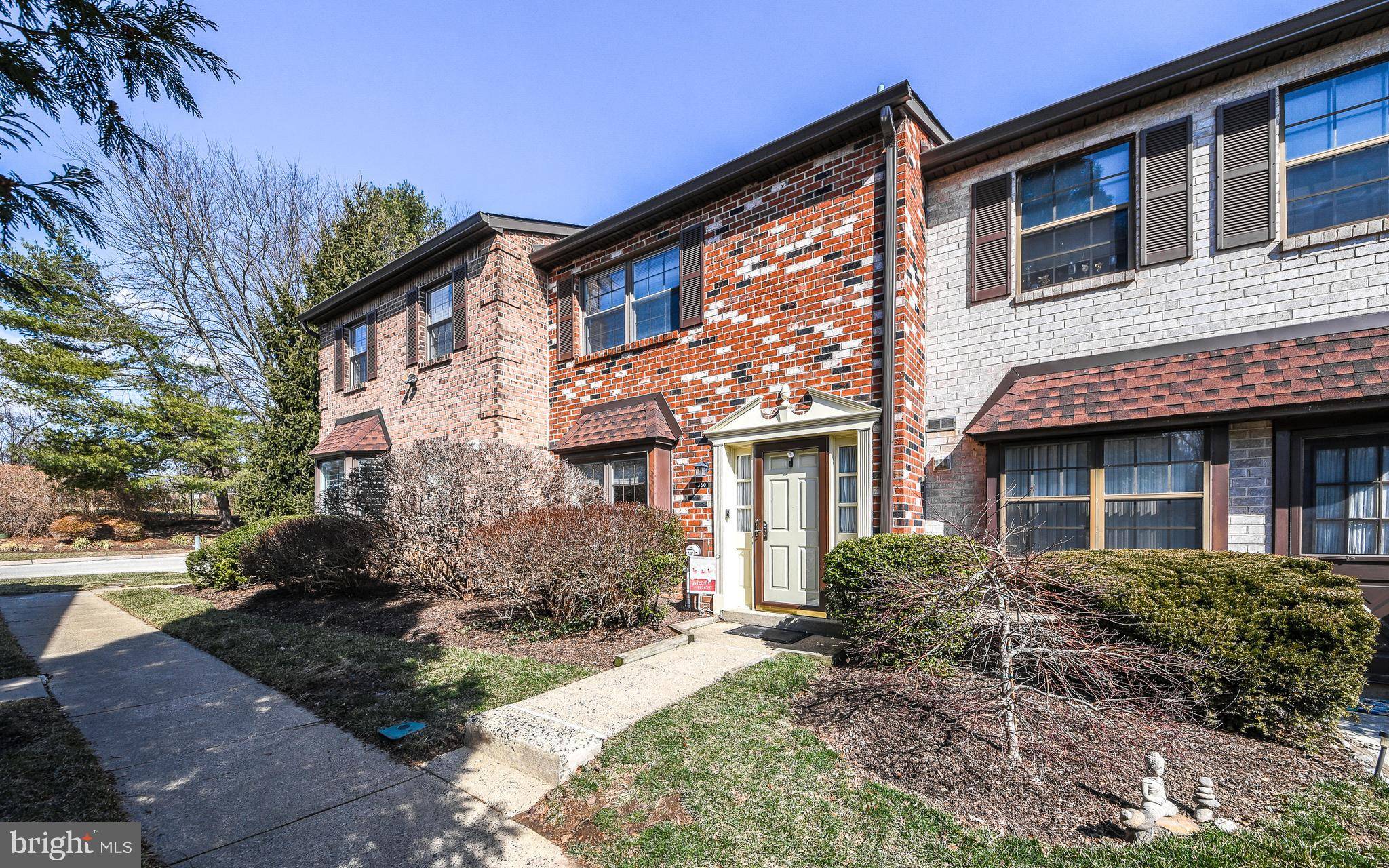 Elkins Park, PA 19027,350 GLEN WAY #350