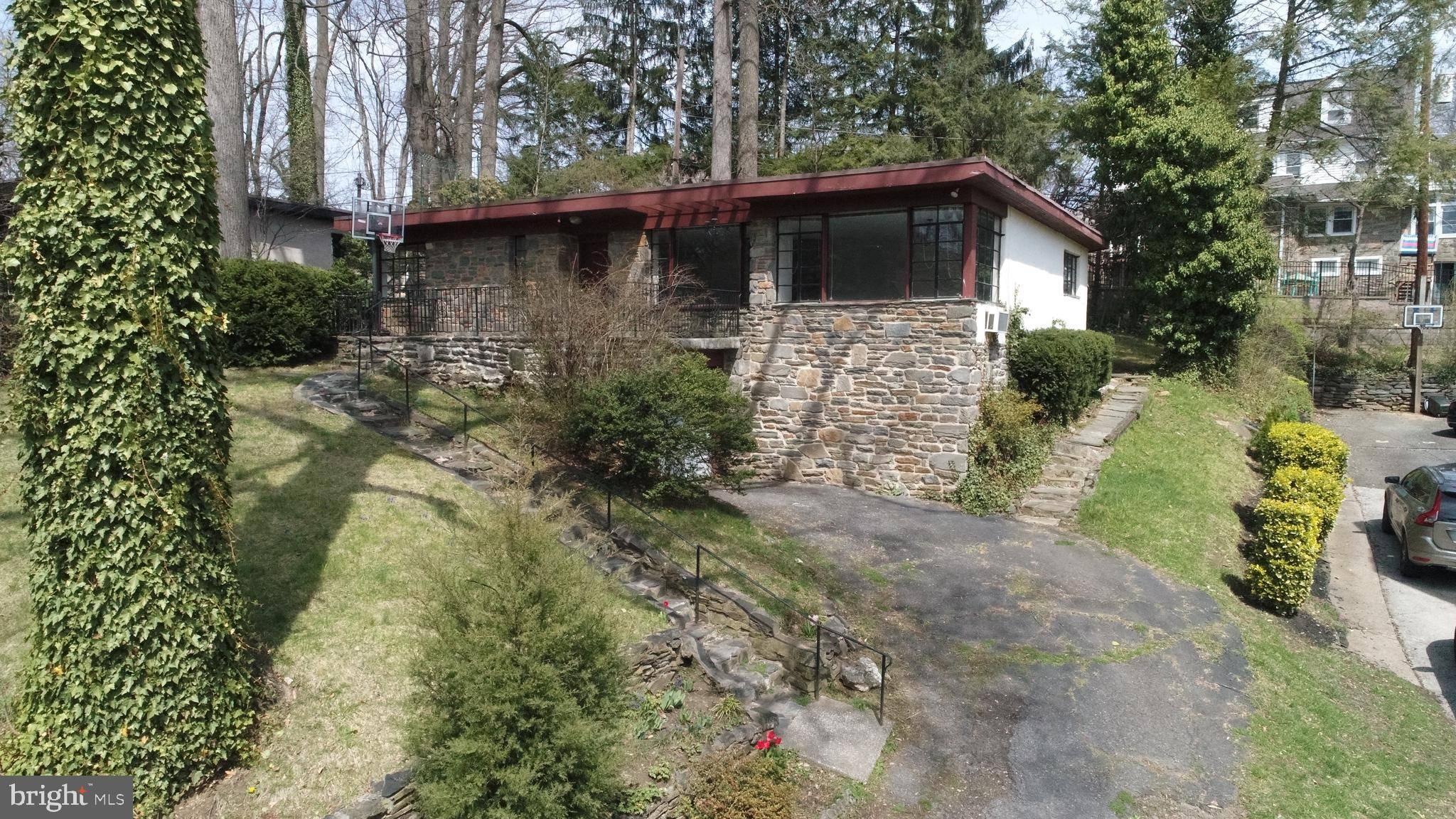 Wynnewood, PA 19096,9 ROLLING RD