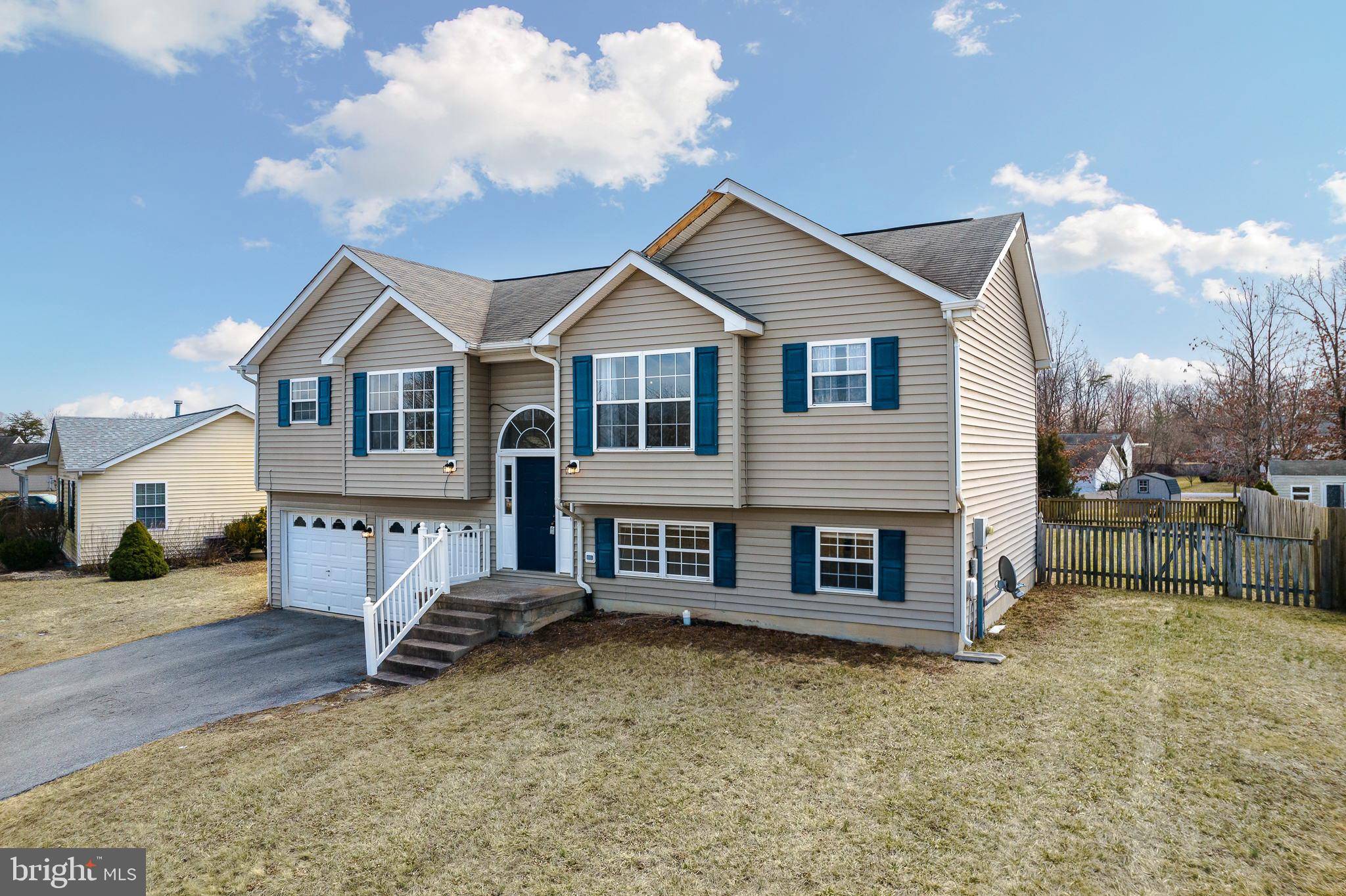 Inwood, WV 25428,500 THOREAU DR