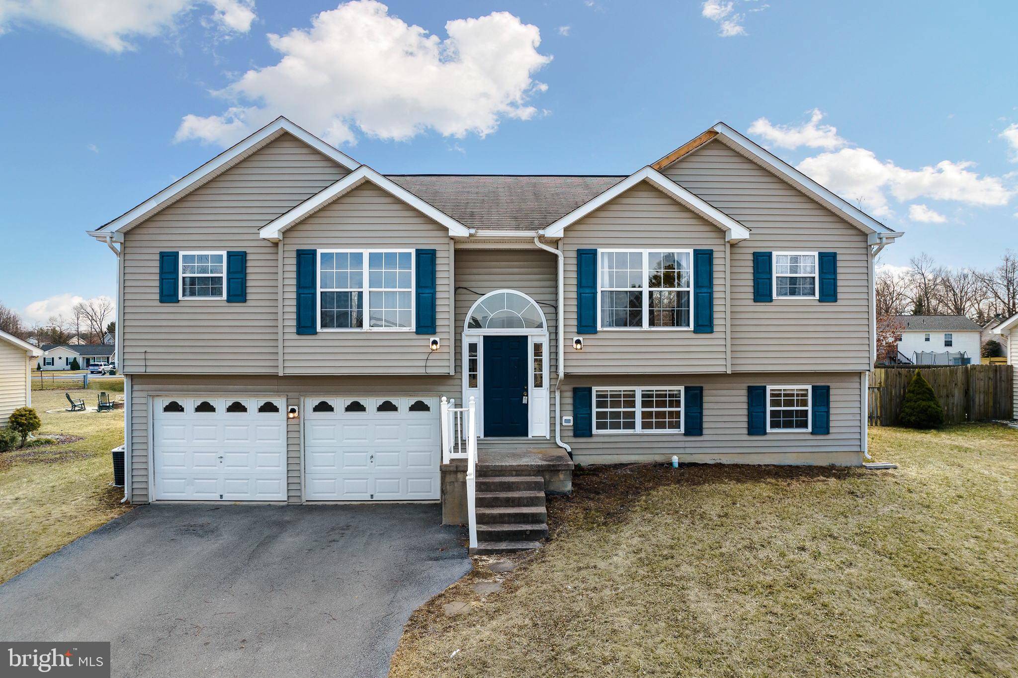 Inwood, WV 25428,500 THOREAU DR