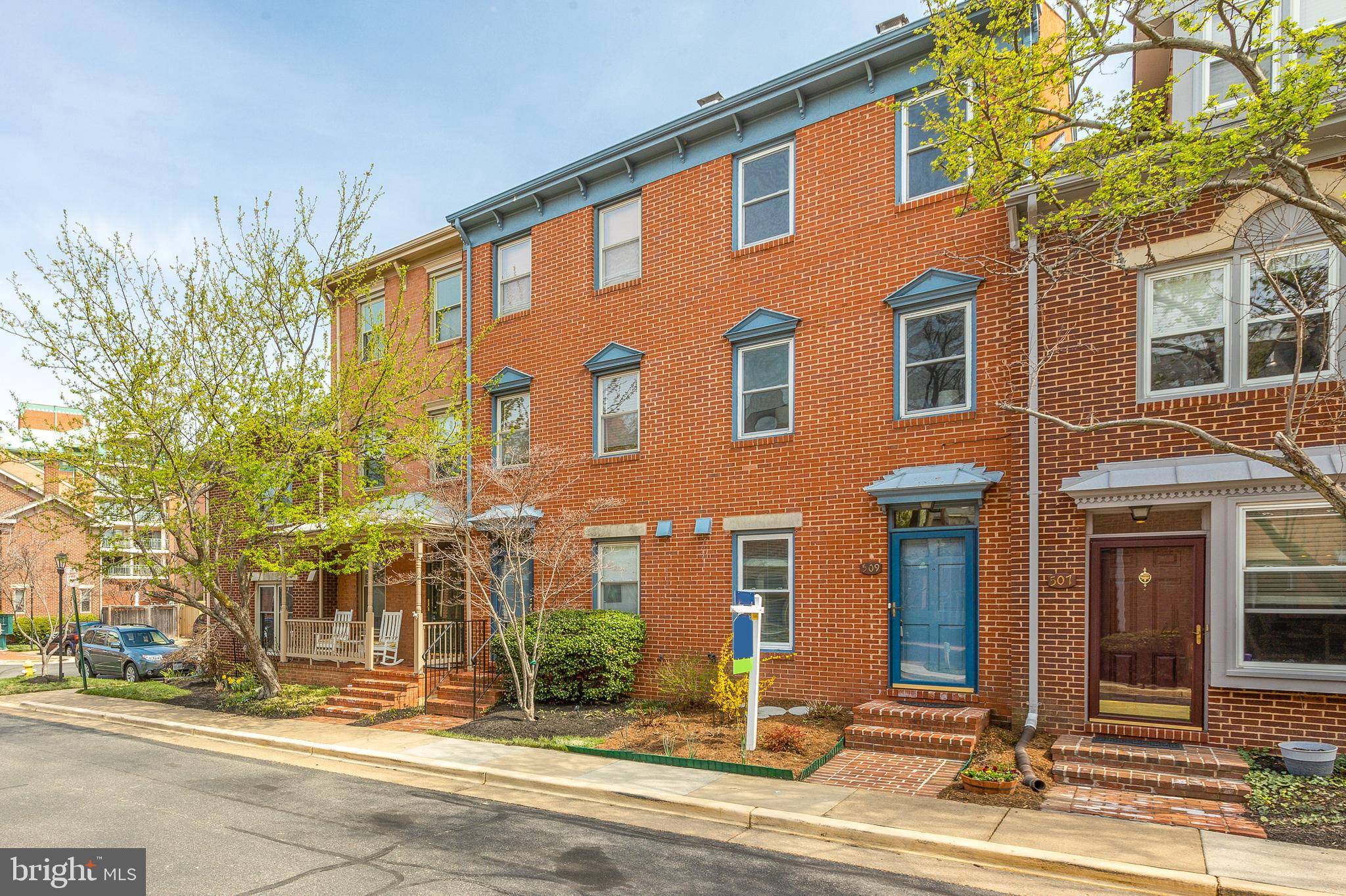 Alexandria, VA 22314,509 COLECROFT CT