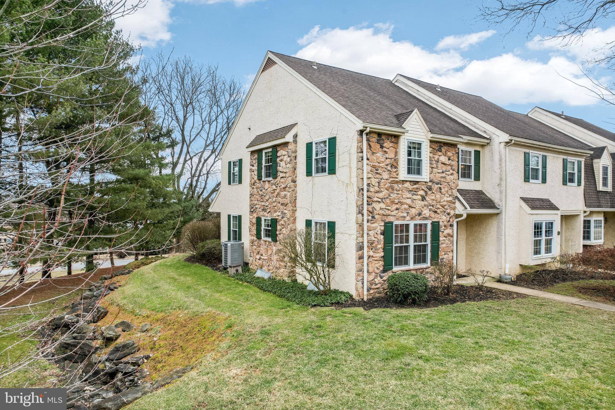 Millersville, PA 17551,130 OAK KNOLL CIR