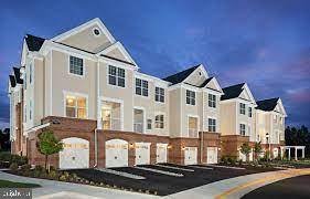 Ashburn, VA 20148,23235 MILLTOWN KNOLL SQ #117