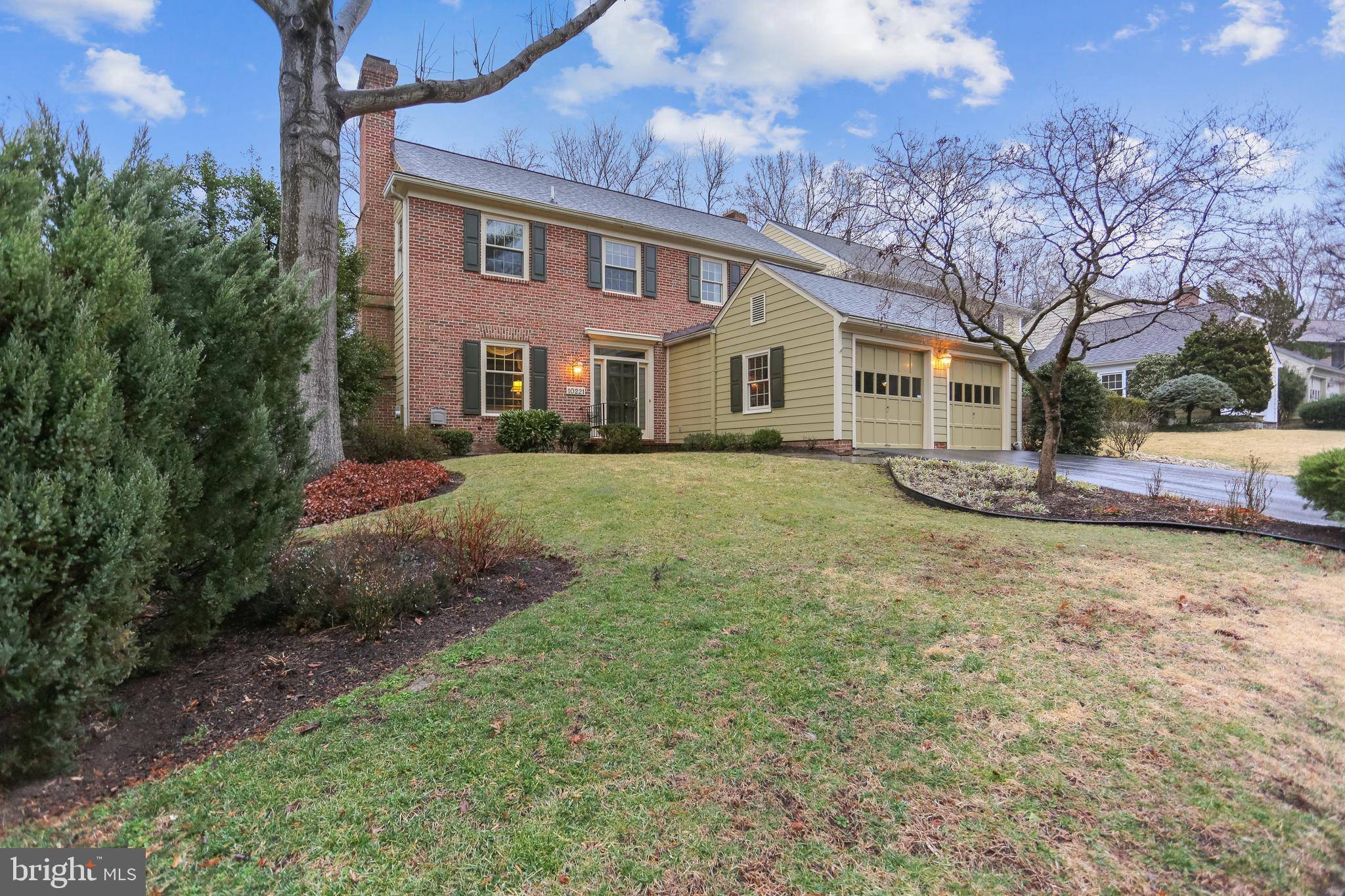 Potomac, MD 20854,10221 SUNDANCE CT