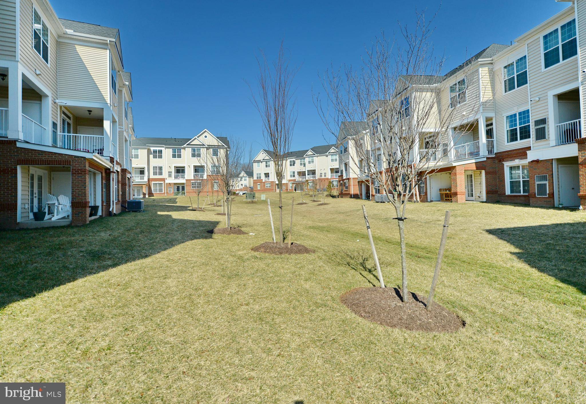 Ashburn, VA 20148,43032 STUARTS GLEN TER #111