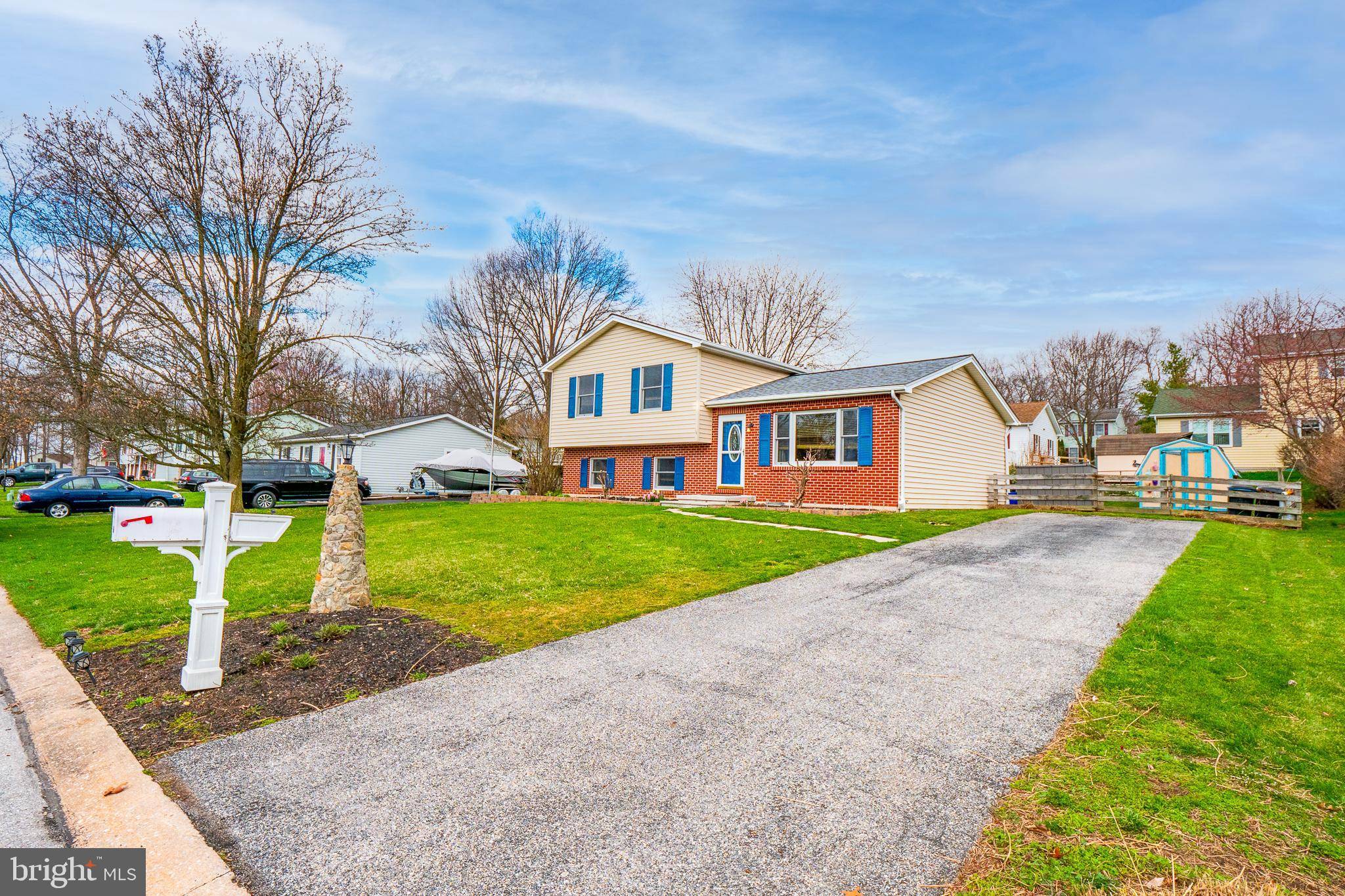 Hanover, PA 17331,14 GARDEN LN