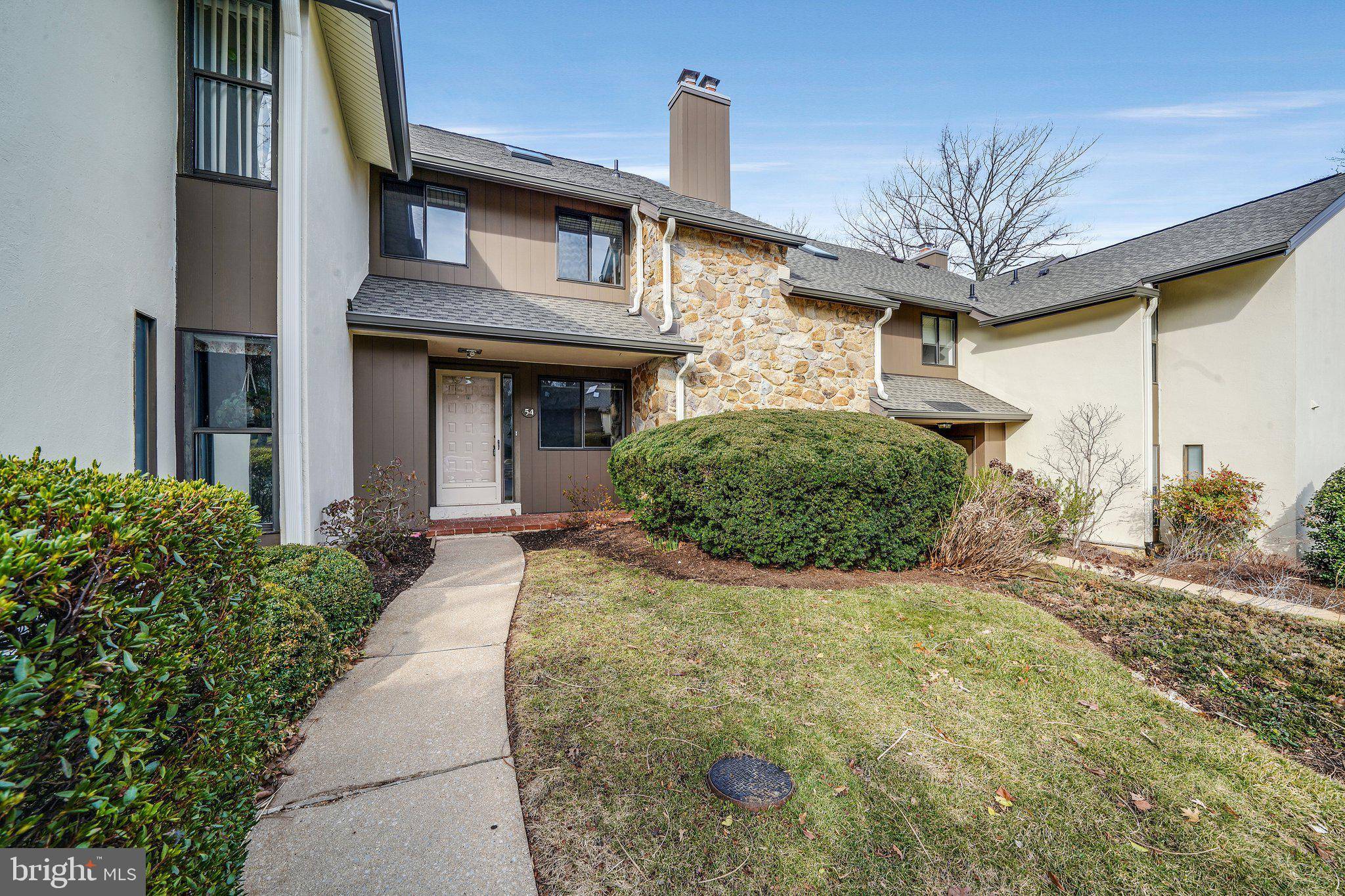 Berwyn, PA 19312,54 OAK KNOLL DR