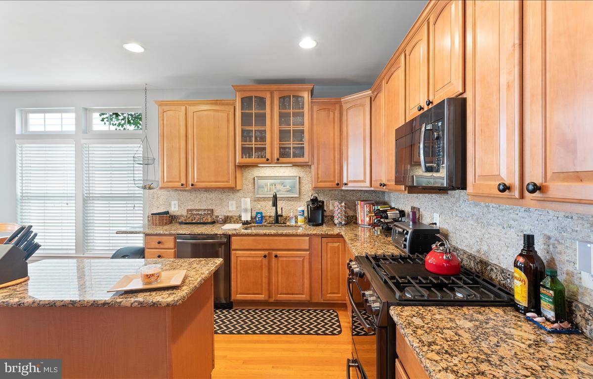 Gainesville, VA 20155,16112 SHERINGHAM WAY