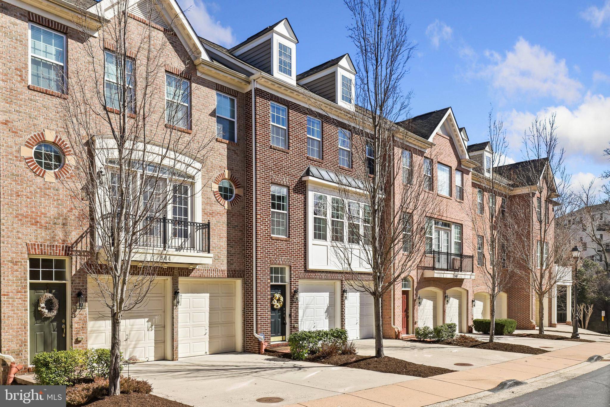 Alexandria, VA 22312,546 TRIADELPHIA WAY